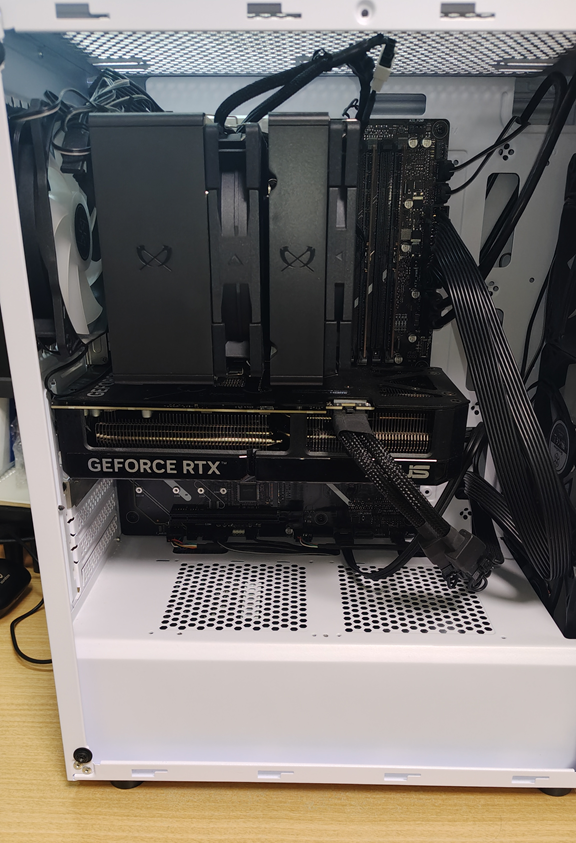 グラボとCPUの載せ替え前のPC