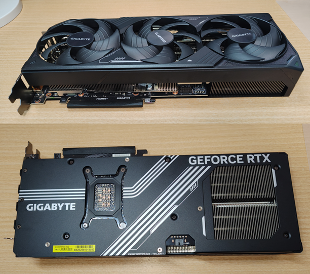GeForce RTX 5070 Ti WINDFORCE OC SFF 16G